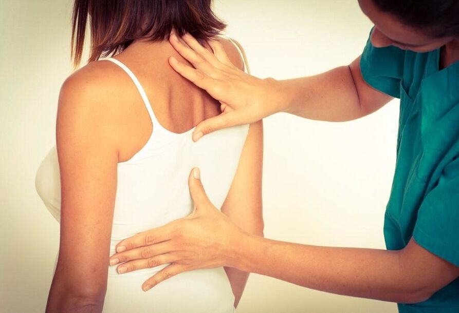 jarrabawa ta hanyar kwararre don thoracic osteochondrosis